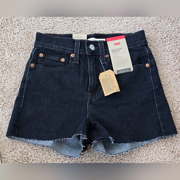 Nwt women's levis high rise black shorts 24 - Picture 4 of 6